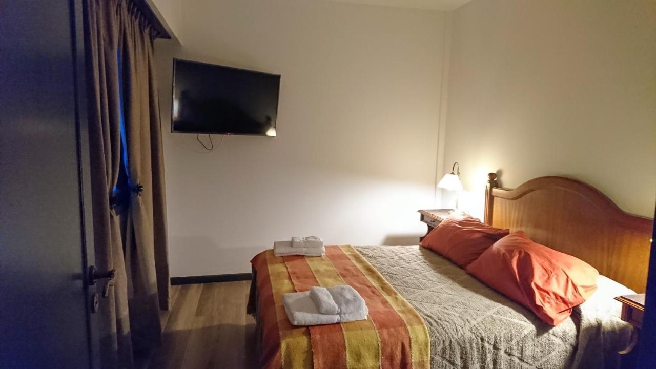 Luminoso Departamento,con Cochera Zona Centro Apartment